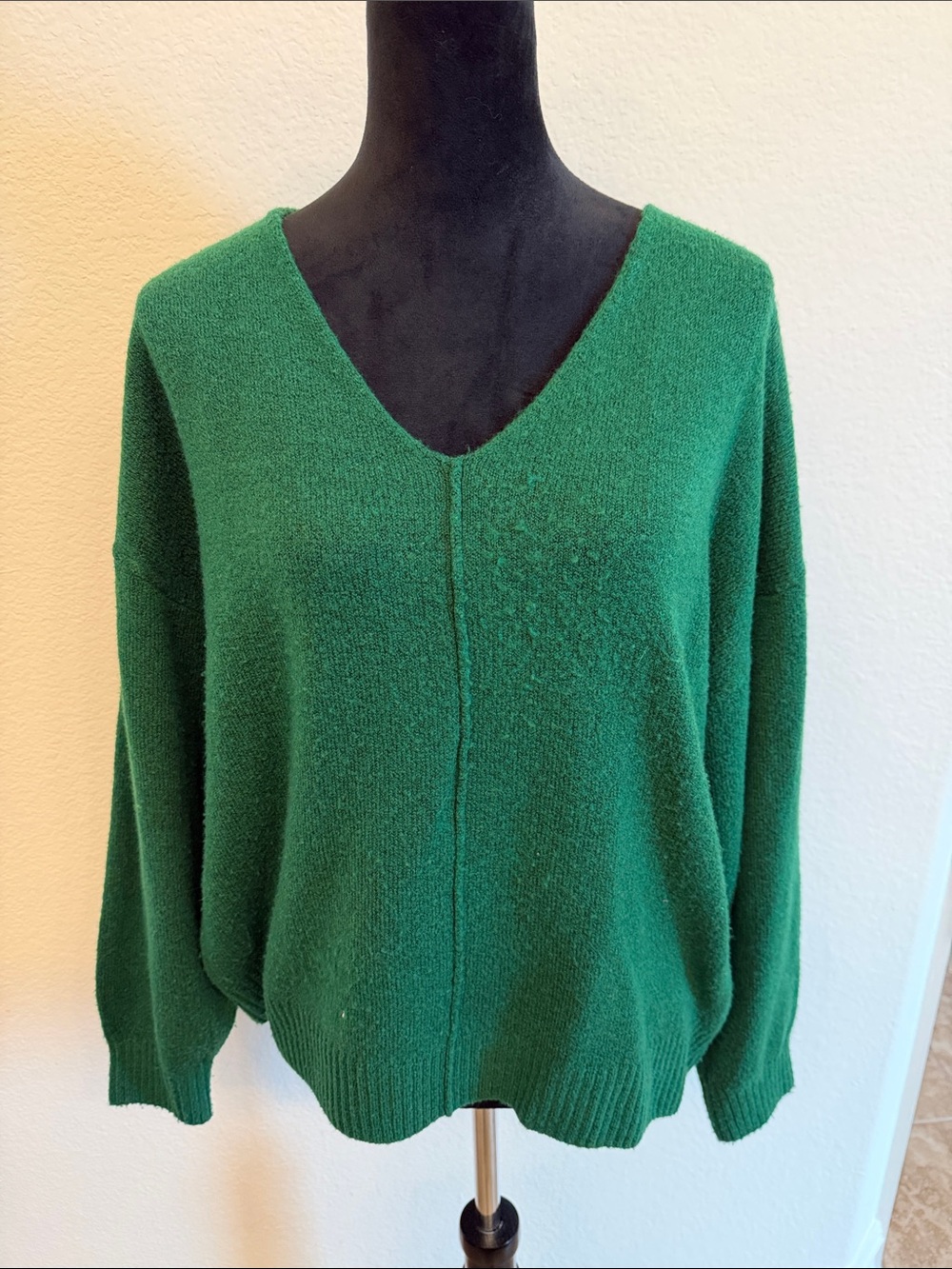 Vince Camuto Emerald Green V-Neck Sweater
